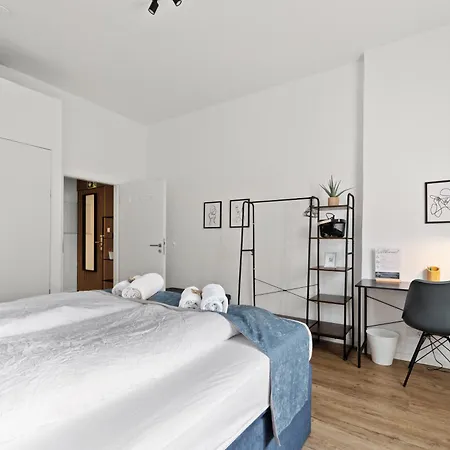 Privates City-apartement Nah Der Messe Und Lanxessarena * Keulen