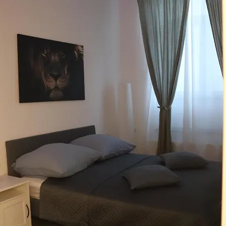 Berliner Str 139 Apartment Köln