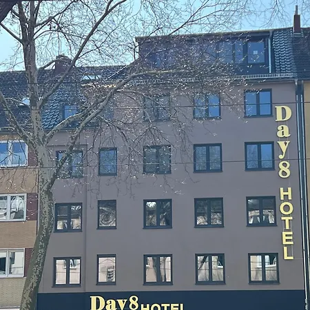 Day8 فندق كولونيا