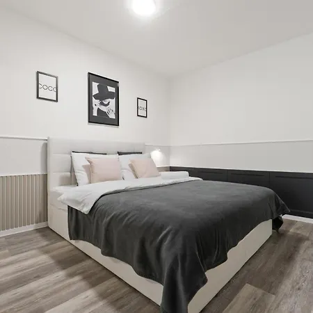 Cozy Premium With Free Parking! New! * 쾰른