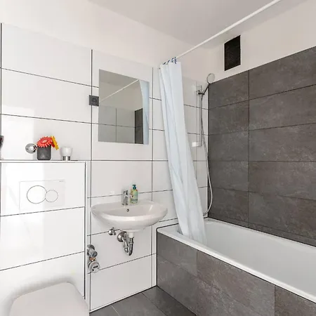 Charming Messenaehe Apartamento Colonia