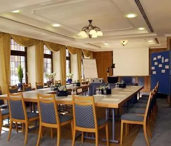 Mado 4* Colonia