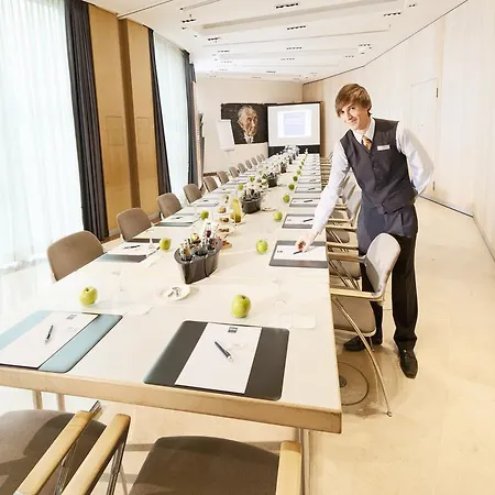 호텔 도린트 암 데어 메세