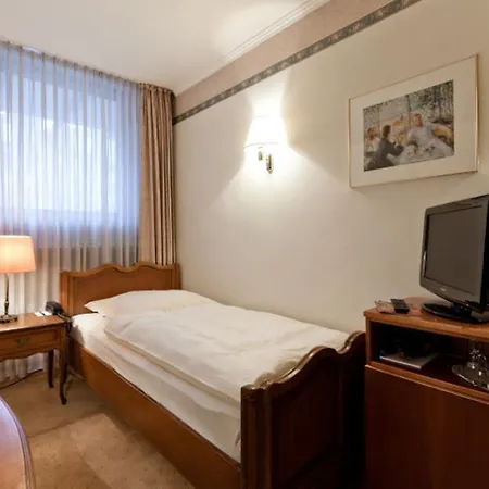 Hotel The Midtown 4*
