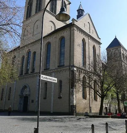 Kunibertkloster Am Dom