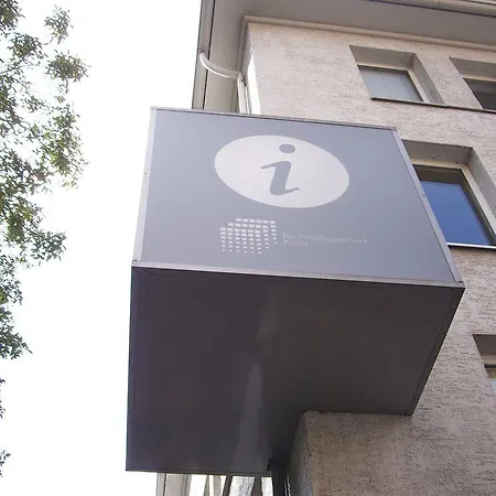 Aaa Budget 3* Köln