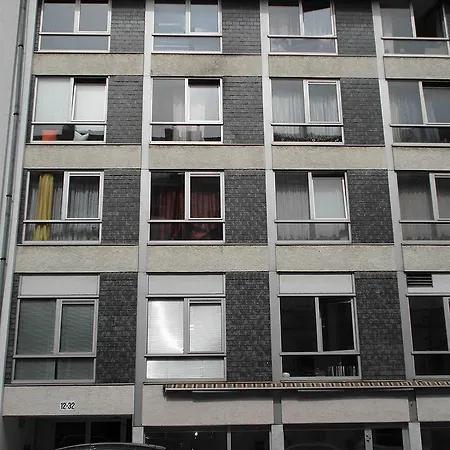 Star - Hans-sachs-strasse 2* Köln