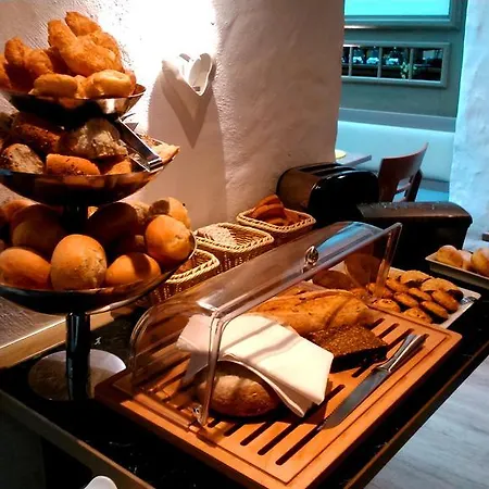 Hotel Triton II Гостевой дом