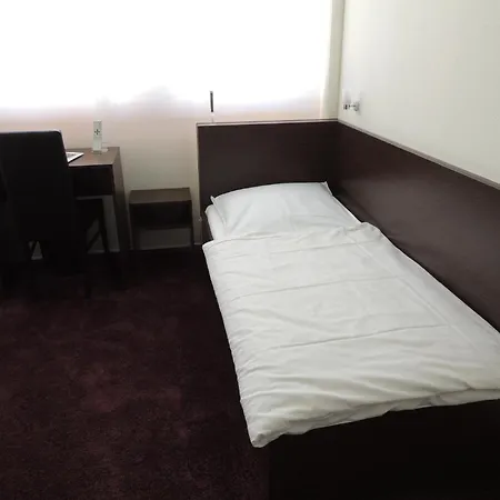 Aaa Budget Otel 3*