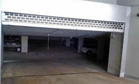 Hotel White 2*
