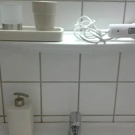 Hotel White 2*