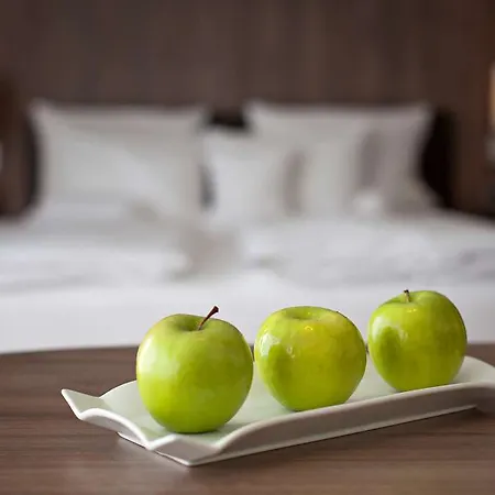 Hotel Lindner Dom Köln