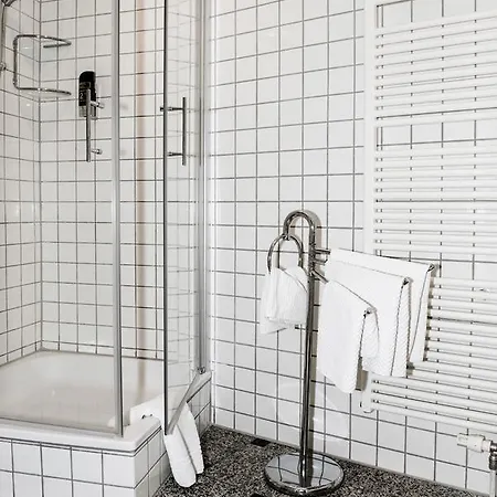 Hotel Altera Pars Cologne
