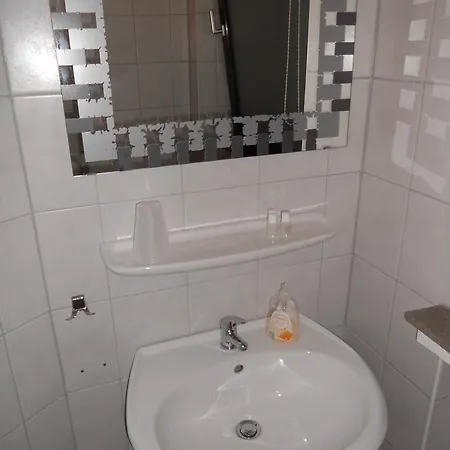 Gaestehaus Otel 2*