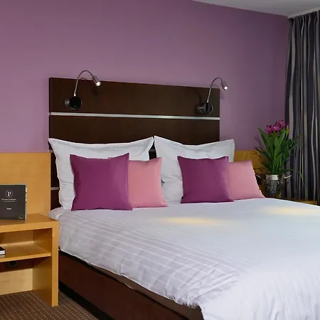 Uhu Garni Hotel 3*