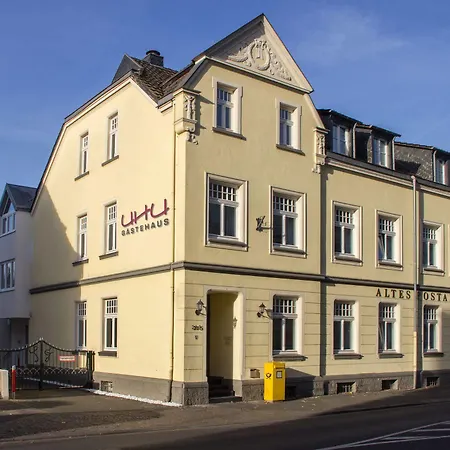 Uhu Gaestehaus Superior Hotel 3*