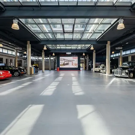 V8 At Motorworld Hotel Cologne
