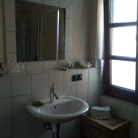 Messezimmer Naehe Zentrum Quarto em Acomodações Particulares