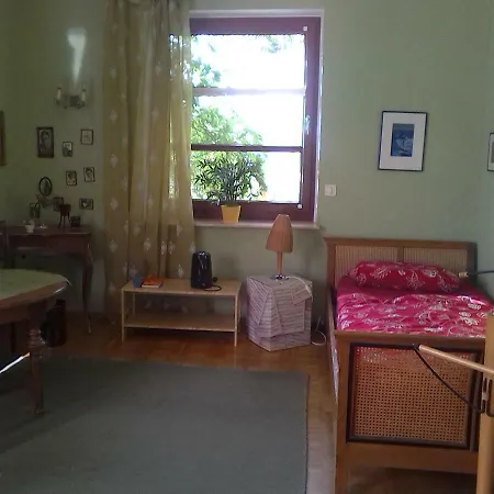 Quarto em Acomodações Particulares Messezimmer Naehe Zentrum *