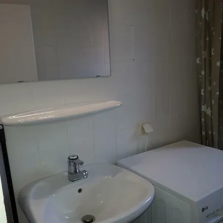 **** Comfortable Studio **** Hansaring 19, Mediapark, Messe, Dom * Кёльн