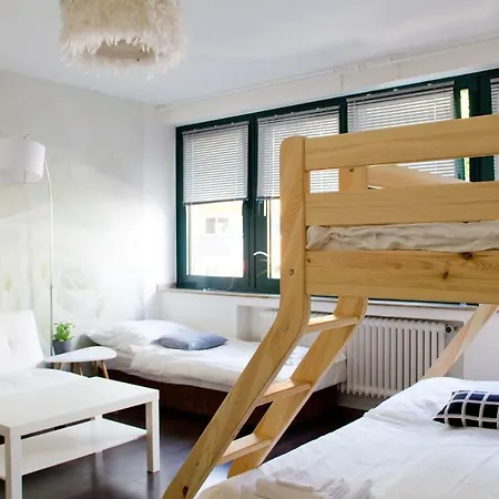 **** Comfortable Studio **** Hansaring 19, Mediapark, Messe, Dom Апартаменты Кёльн