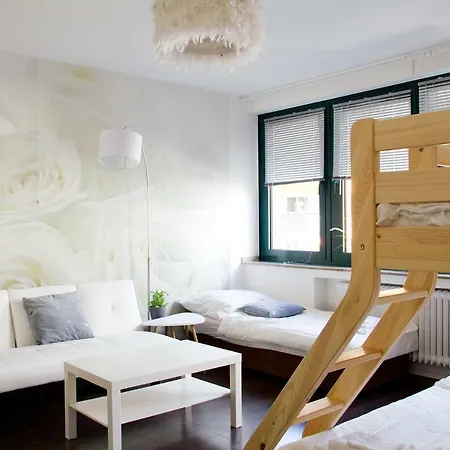 **** Comfortable Studio **** Hansaring 19, Mediapark, Messe, Dom Апартаменты Кёльн