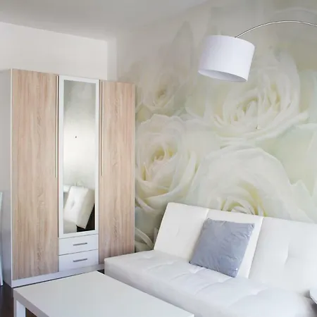 Апартаменты **** Comfortable Studio **** Hansaring 19, Mediapark, Messe, Dom Кёльн