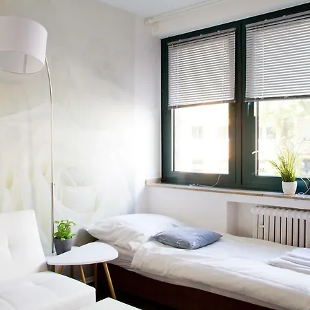 Апартаменты **** Comfortable Studio **** Hansaring 19, Mediapark, Messe, Dom Кёльн