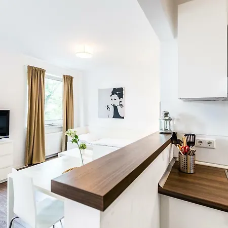 Apartments Koeln Colonia