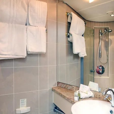 Hotel Crossgates Hotelship 4 Star - Altstadtnord - Colónia